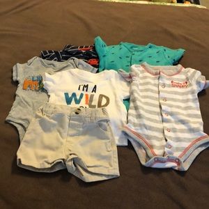 Lot of 6 Baby 3 months Clothes